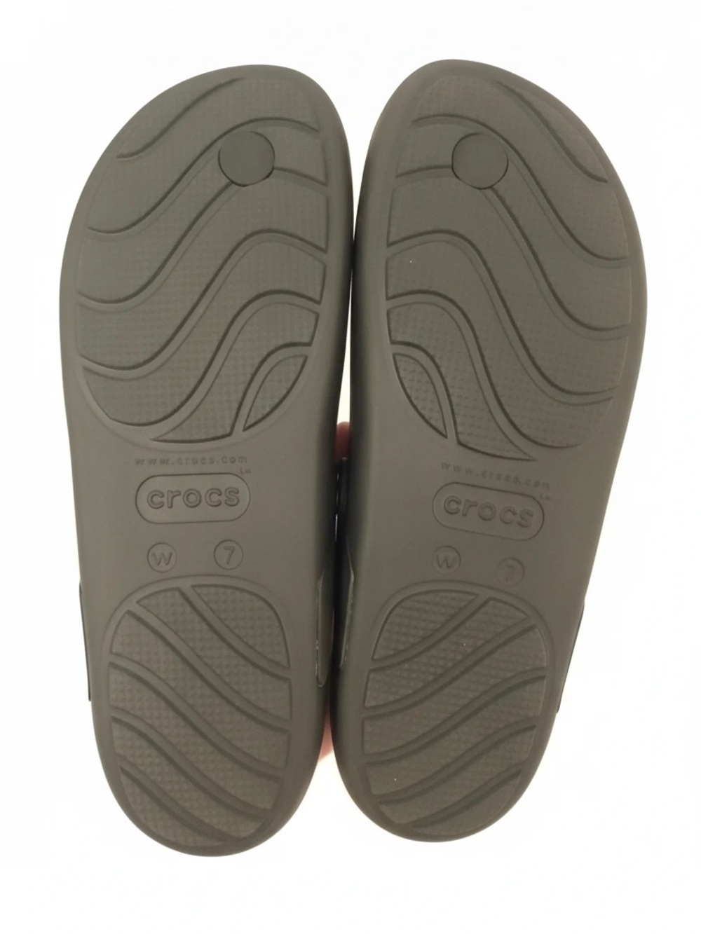 CROCS Women's Splash Flip Flops in Black. Size 7 - Picture 7 of 7